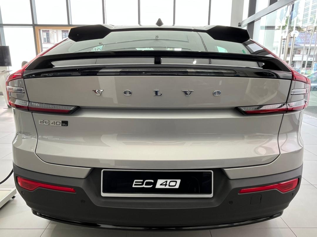 Volvo  EC40 Ultra, Twin Motor, Electric