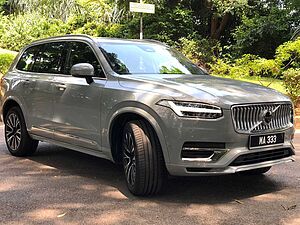 Volvo  XC90 Recharge Ultimate, T8 AWD plug-in hybrid, Electric/Petrol, Bright, 7 Seats