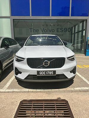 Volvo XC40 Plus, B5 AWD Mild hybrid, Petrol, Dark