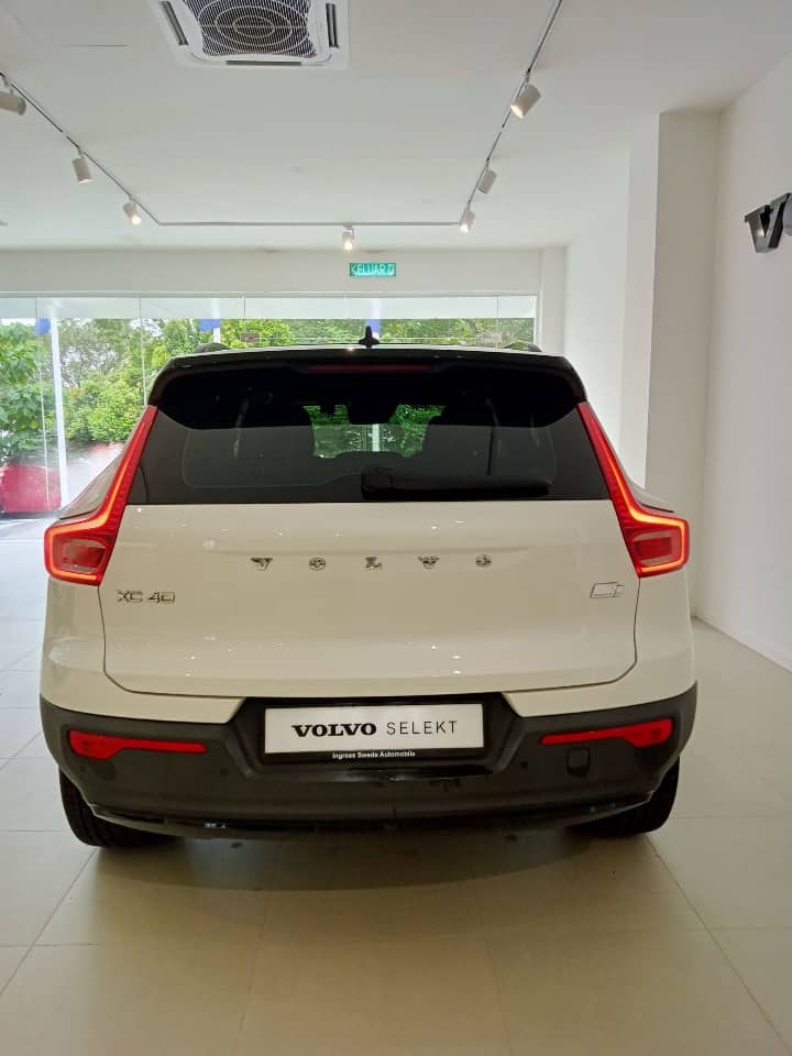 Volvo  XC40 , Recharge R-Design , T5