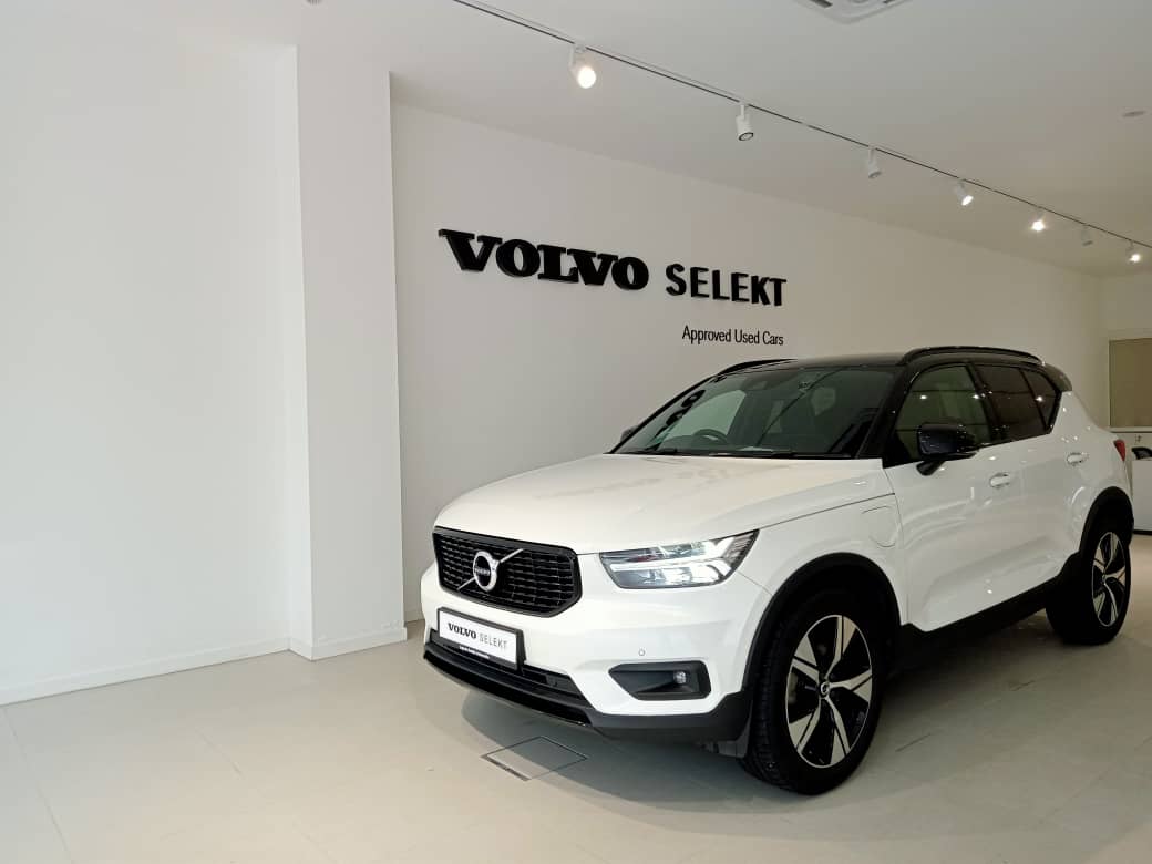 Volvo  XC40 , Recharge R-Design , T5