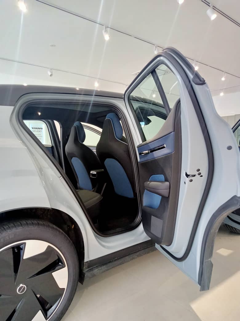 Volvo  EX30 Ultra, Twin Motor Performance, Electric