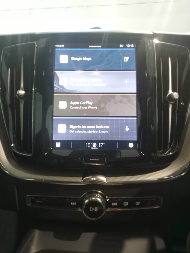 Volvo  XC60 Ultra, T8 AWD Plug-in hybrid, Electric/Petrol, Dark