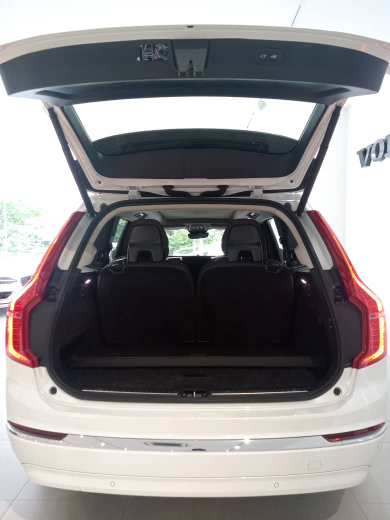 Volvo  XC90 Ultra, T8 AWD Plug-in hybrid, Electric/Petrol, Bright, 7 Seats