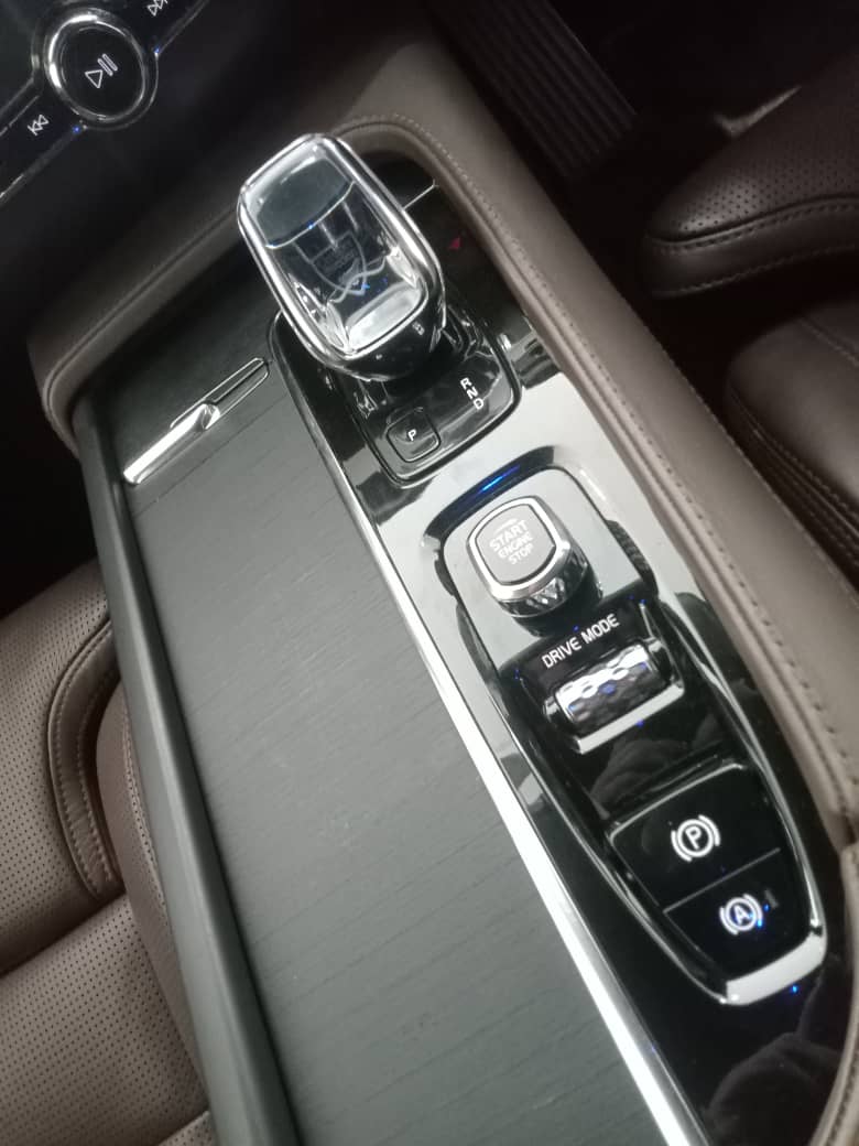 Volvo  XC90 Recharge Inscription, T8 AWD (407 hp) aut 6 seat, Seven individual seats