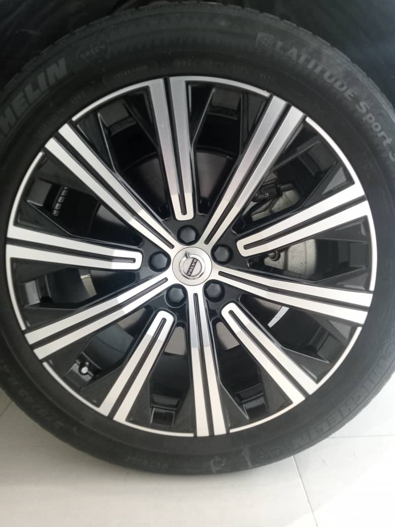 Volvo  XC90 Recharge Inscription, T8 AWD (407 hp) aut 6 seat, Seven individual seats