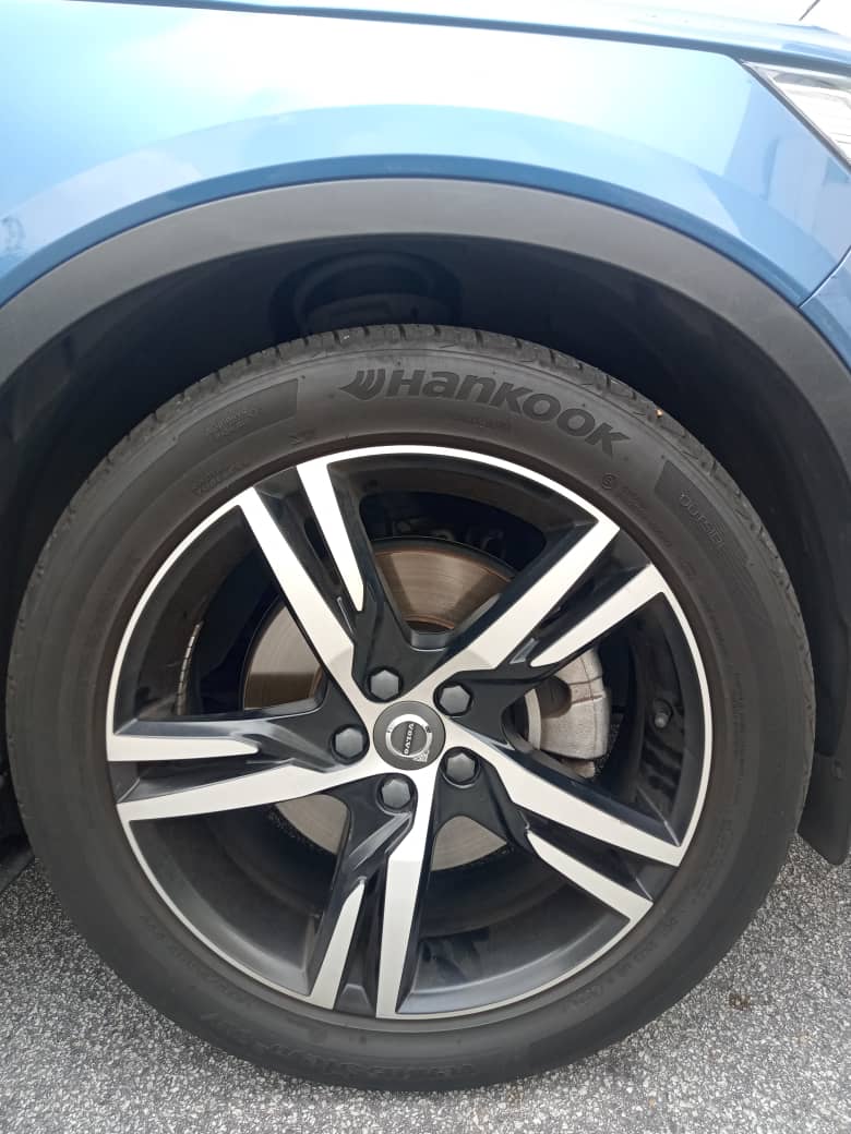 Volvo  XC40 T5 R-Design