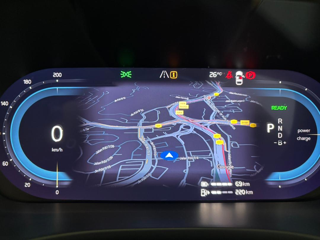 Volvo  Ultra, T8 AWD Plug-in hybrid, Electric/Petrol, Dark