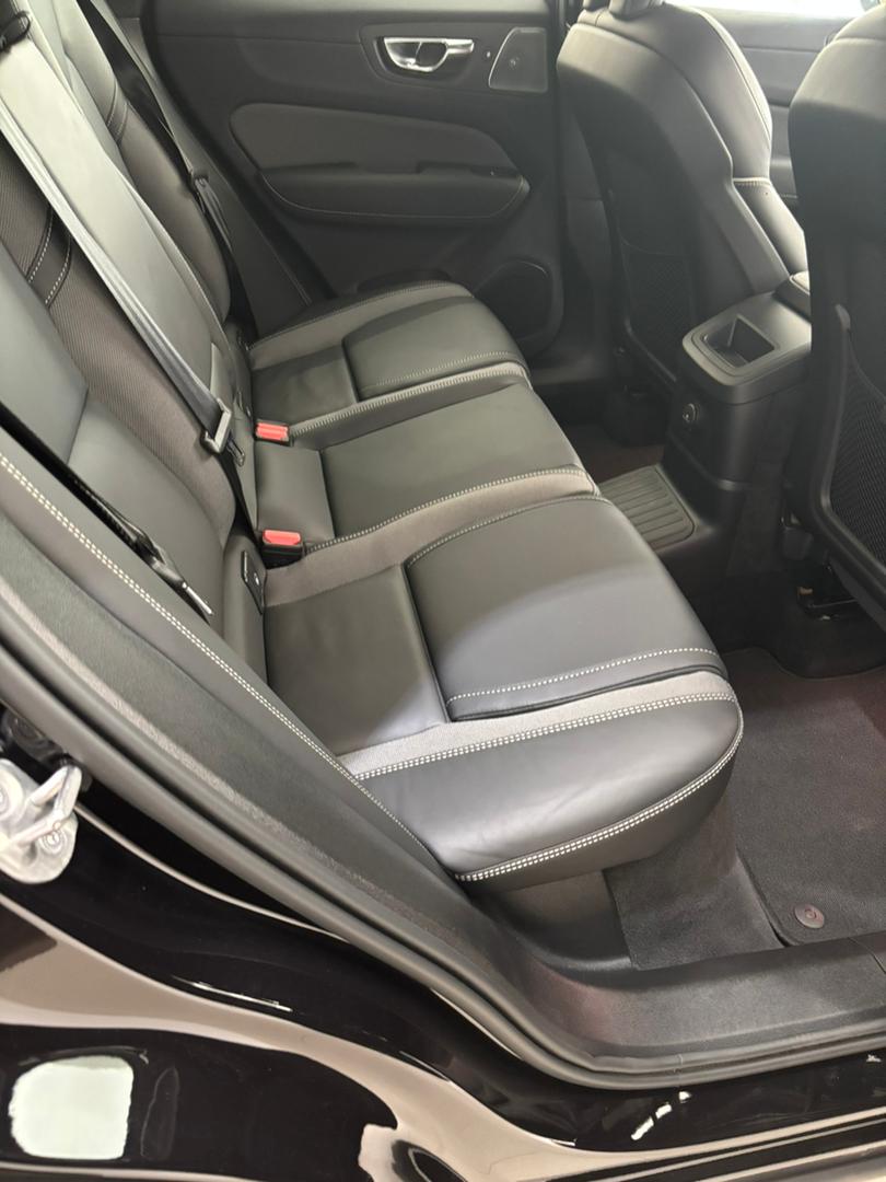 Volvo  Ultra, T8 AWD Plug-in hybrid, Electric/Petrol, Dark