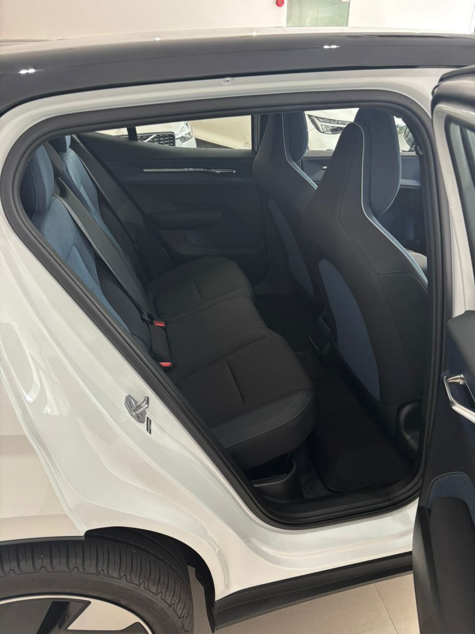 Volvo  EX30 Ultra, Twin Motor Performance, Electric
