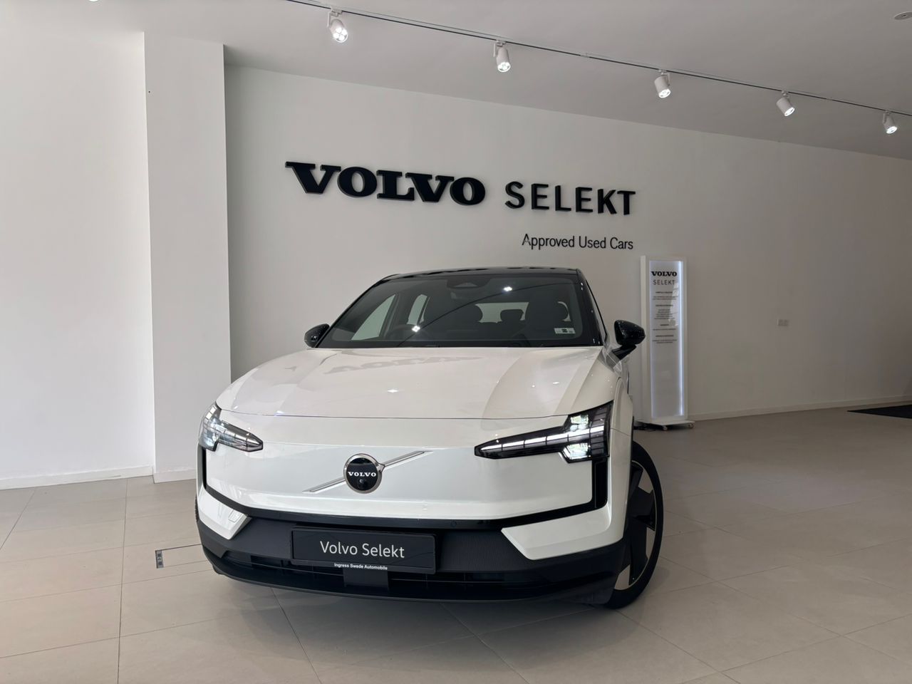 Volvo  EX30 Ultra, Twin Motor Performance, Electric
