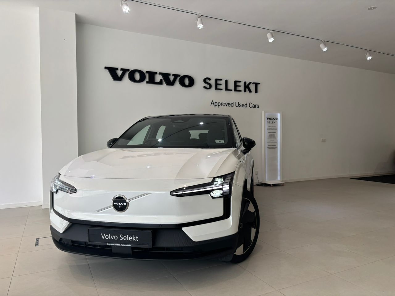 Volvo  EX30 Ultra, Twin Motor Performance, Electric