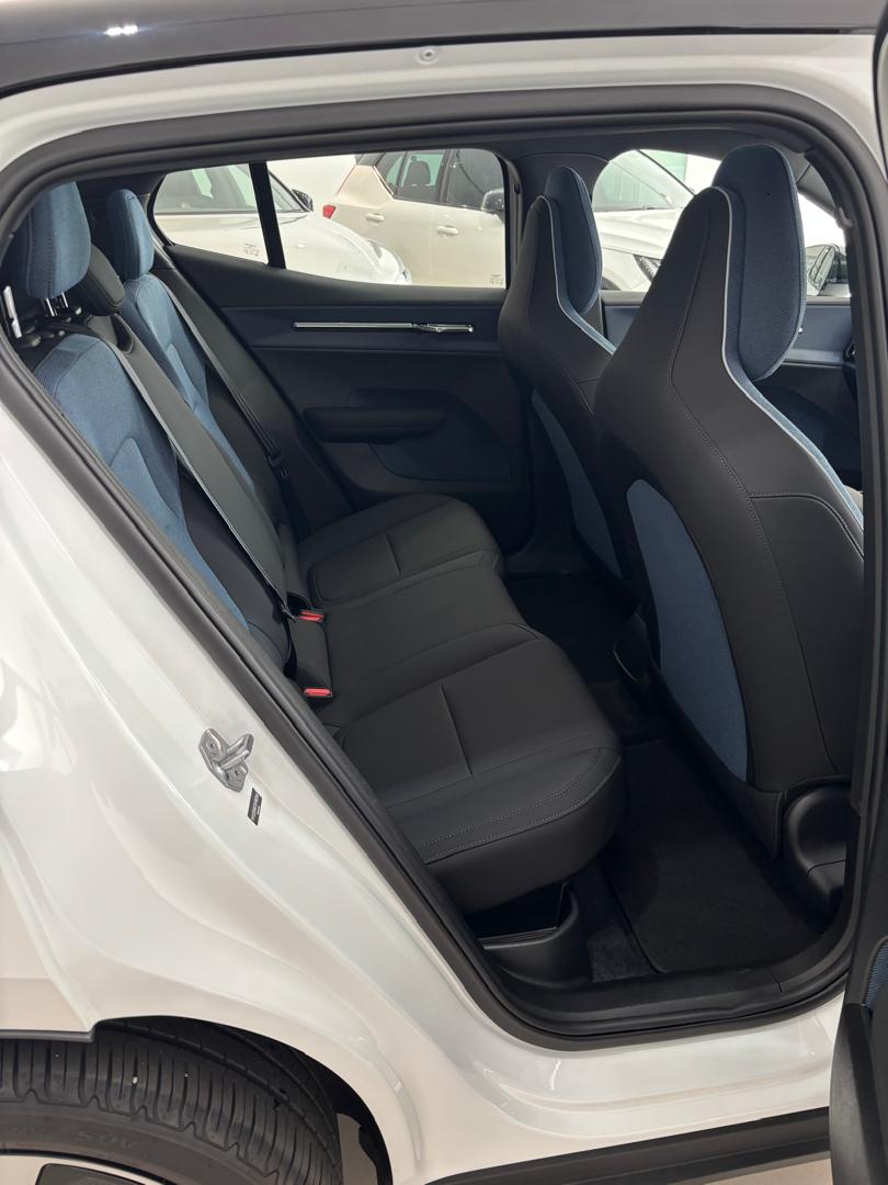 Volvo  EX30 Ultra, Twin Motor Performance, Electric