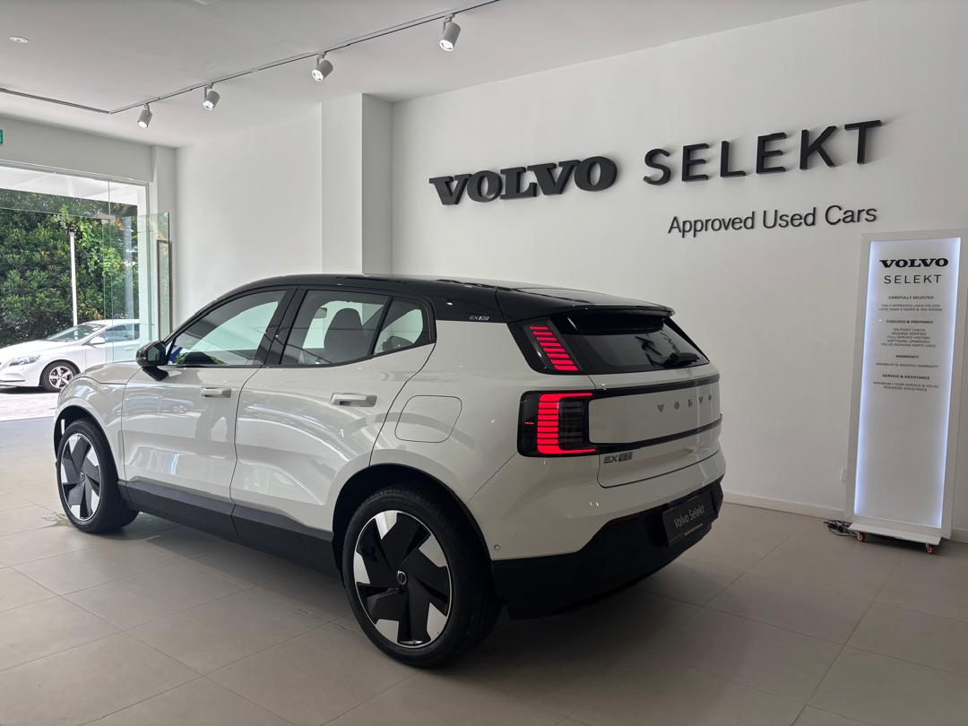 Volvo  EX30 Ultra, Twin Motor Performance, Electric