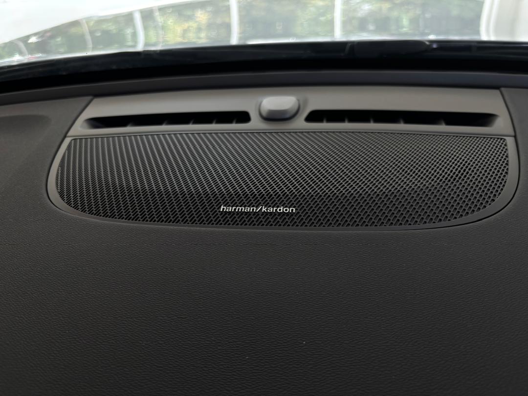 Volvo  EC40 Ultra, Twin Motor, Electric