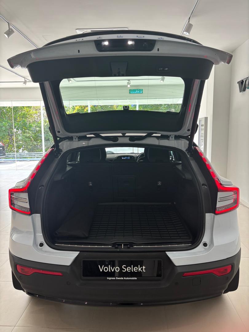 Volvo  EC40 Ultra, Twin Motor, Electric