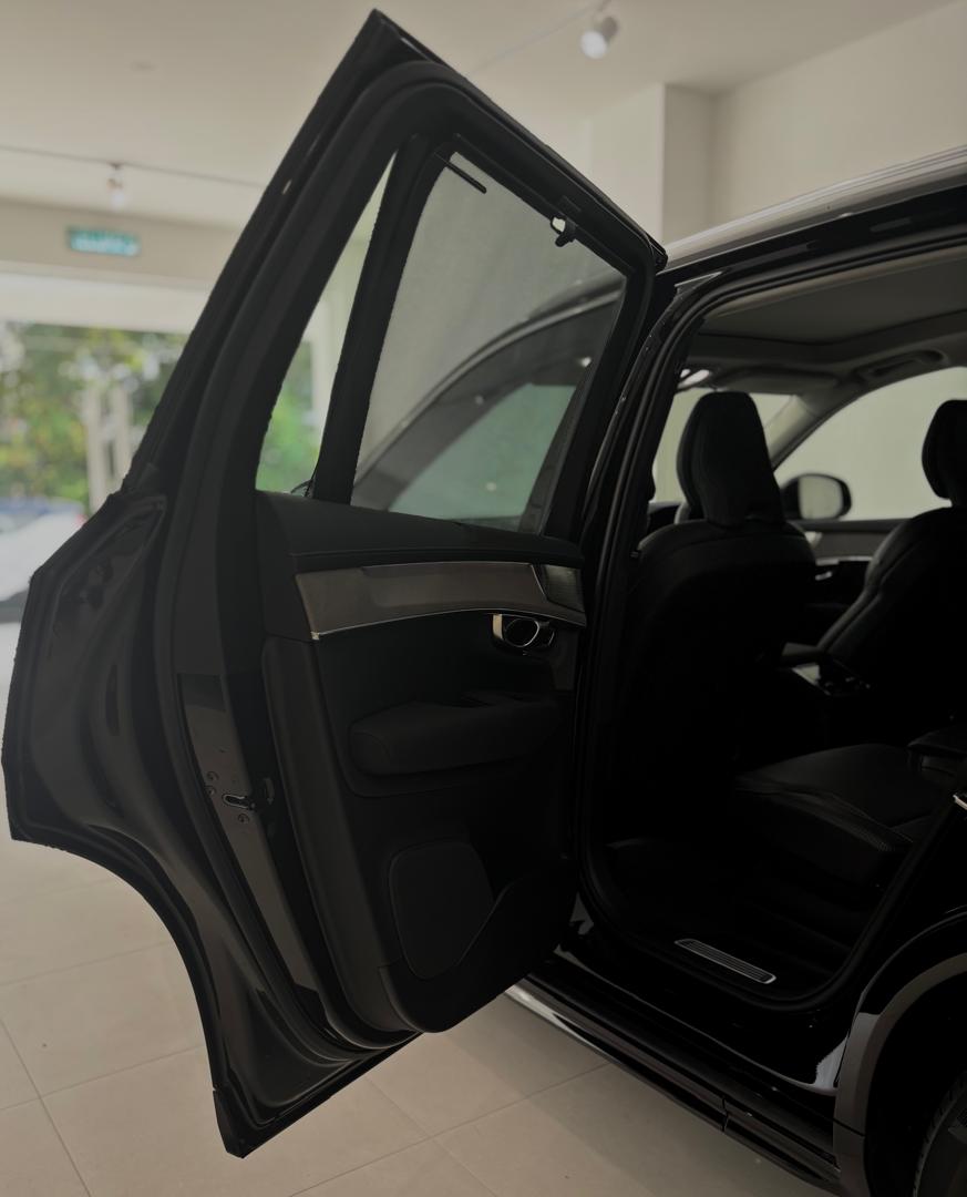 Volvo XC90 Ultra, T8 AWD Plug-in hybrid, Electric/Petrol, Bright, 7 Seats