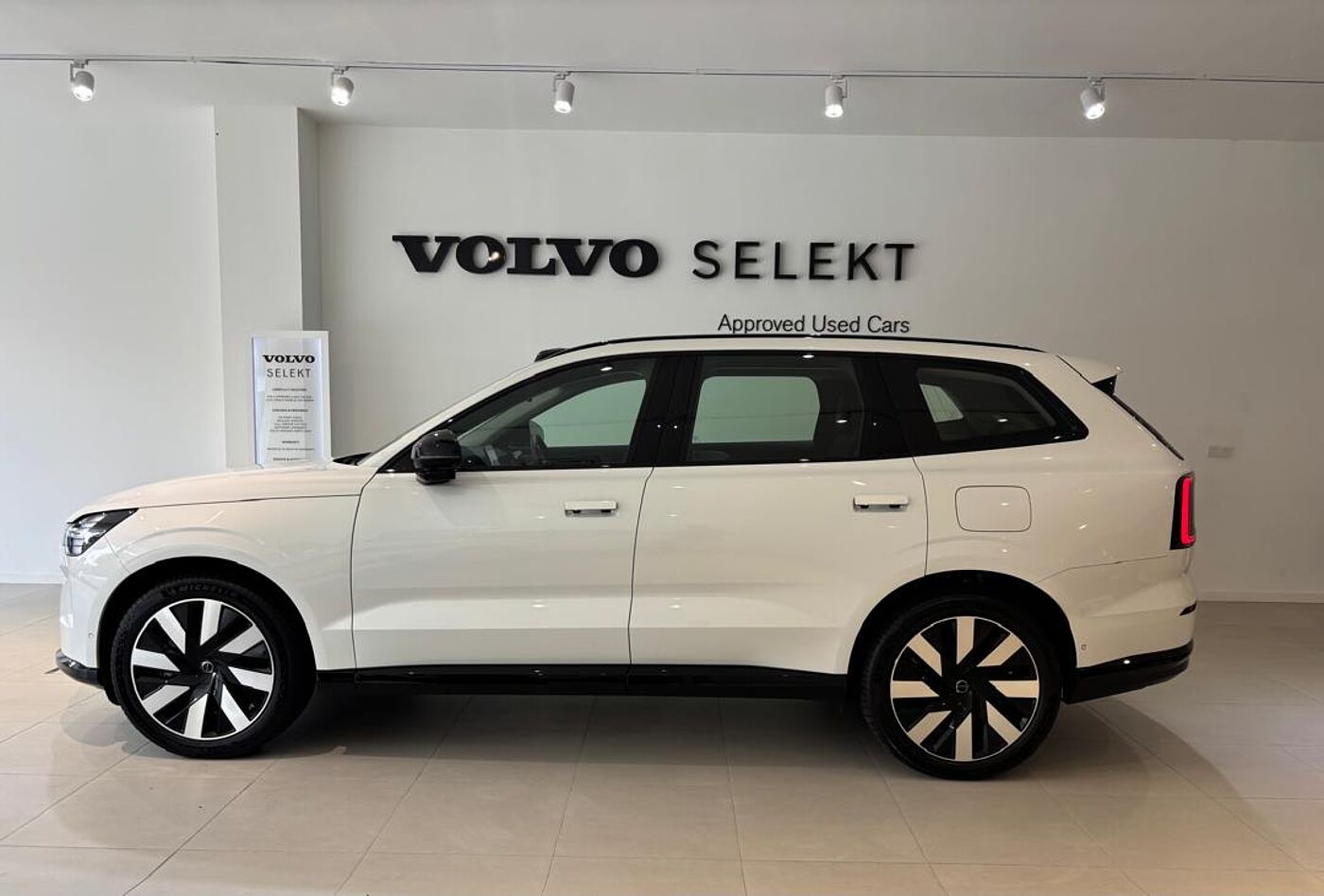 Volvo EX90 Ultra, Twin Motor Performance, Electric, 7 Seats