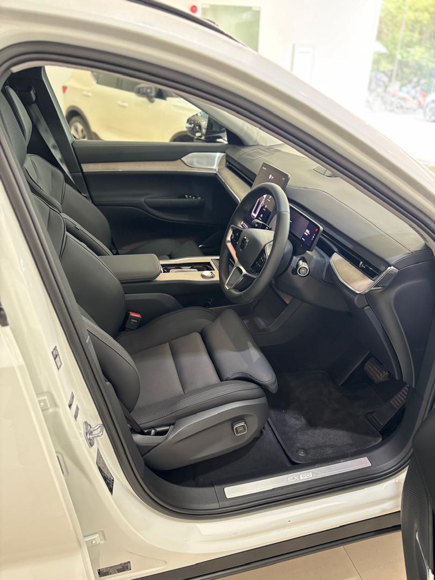 Volvo EX90 Ultra, Twin Motor Performance, Electric, 7 Seats