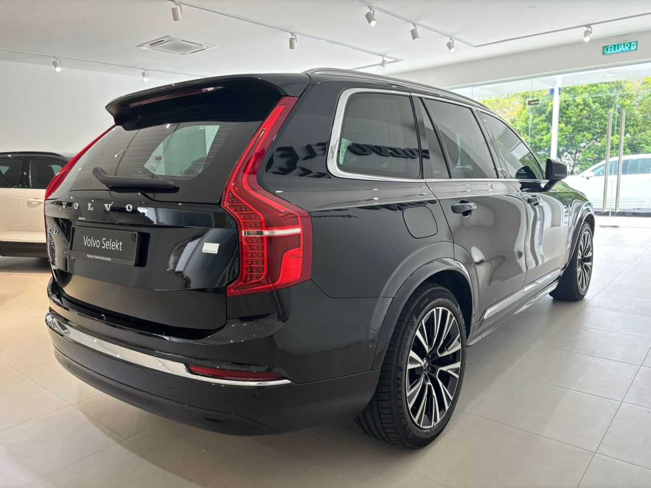Volvo  XC90 Recharge Ultimate, T8 AWD Plug-in hybrid, Electric/Petrol, Bright, 7 Seats
