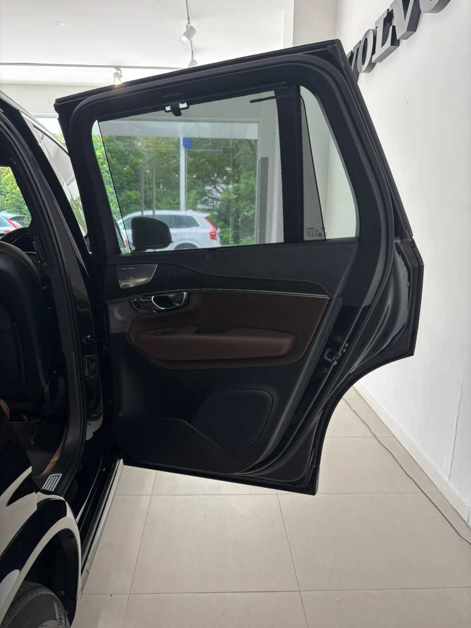 Volvo  XC90 Recharge Ultimate, T8 AWD Plug-in hybrid, Electric/Petrol, Bright, 7 Seats