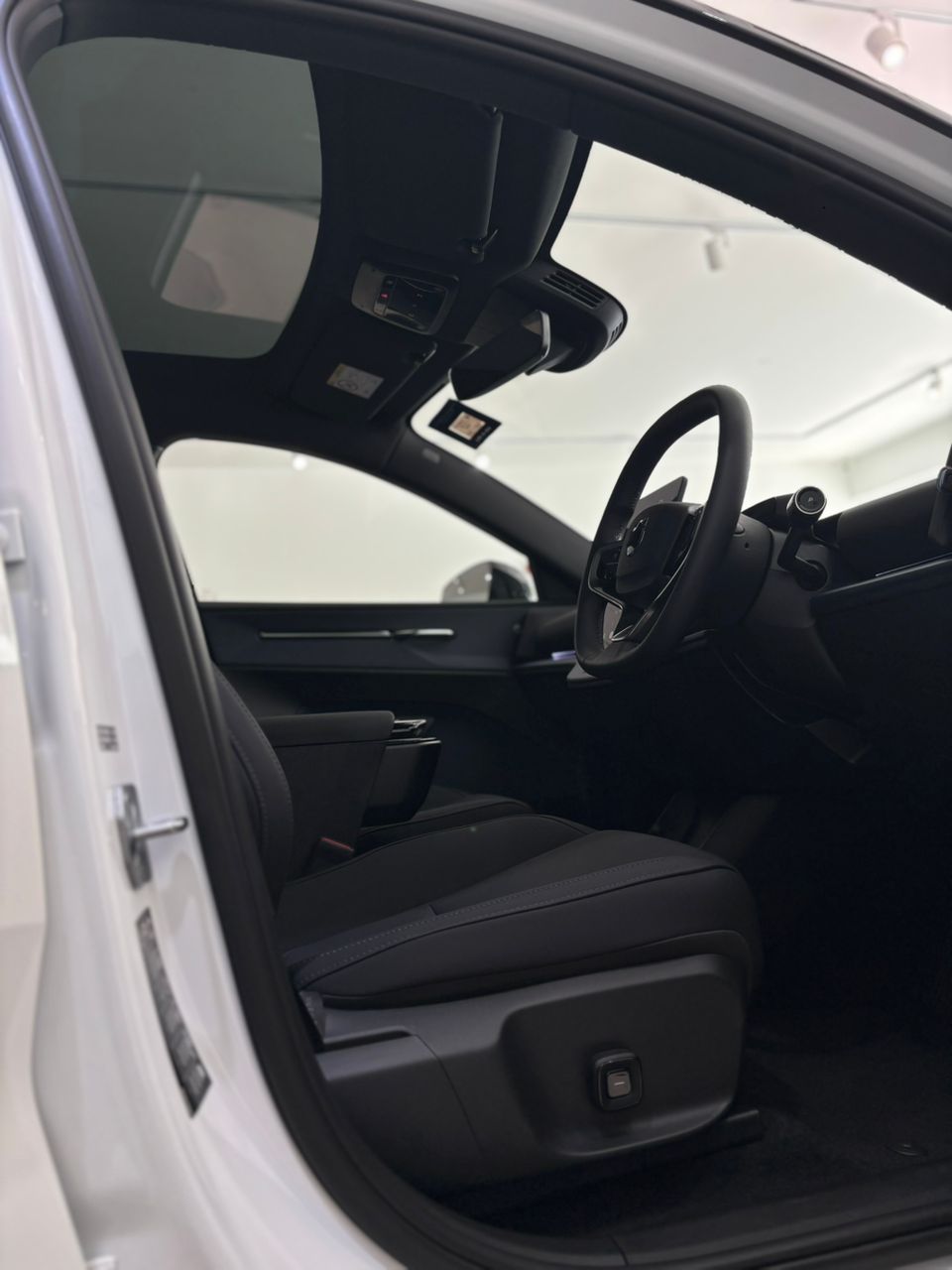 Volvo  EX30 Ultra, Twin Motor Performance, Electric