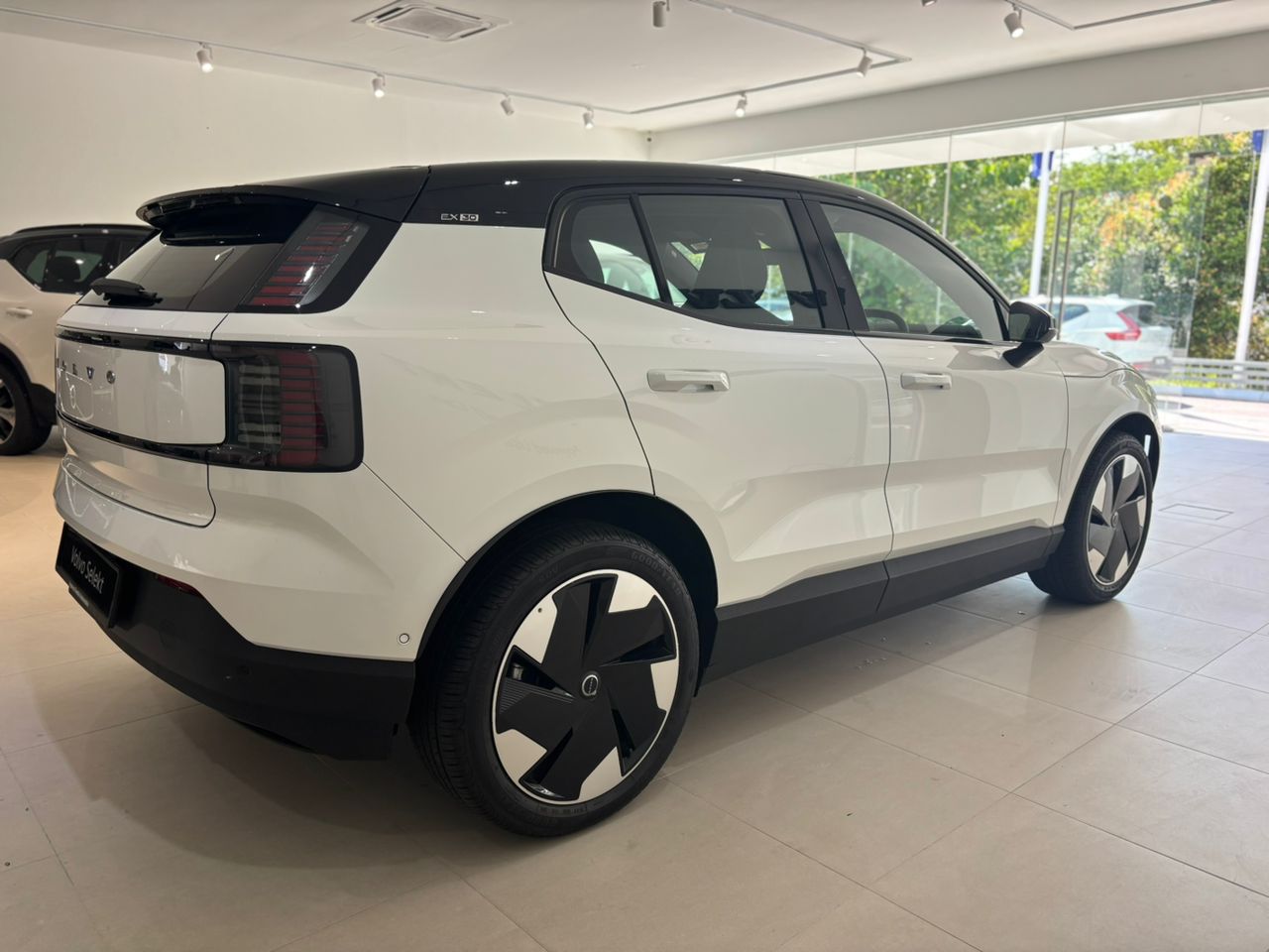 Volvo  EX30 Ultra, Twin Motor Performance, Electric