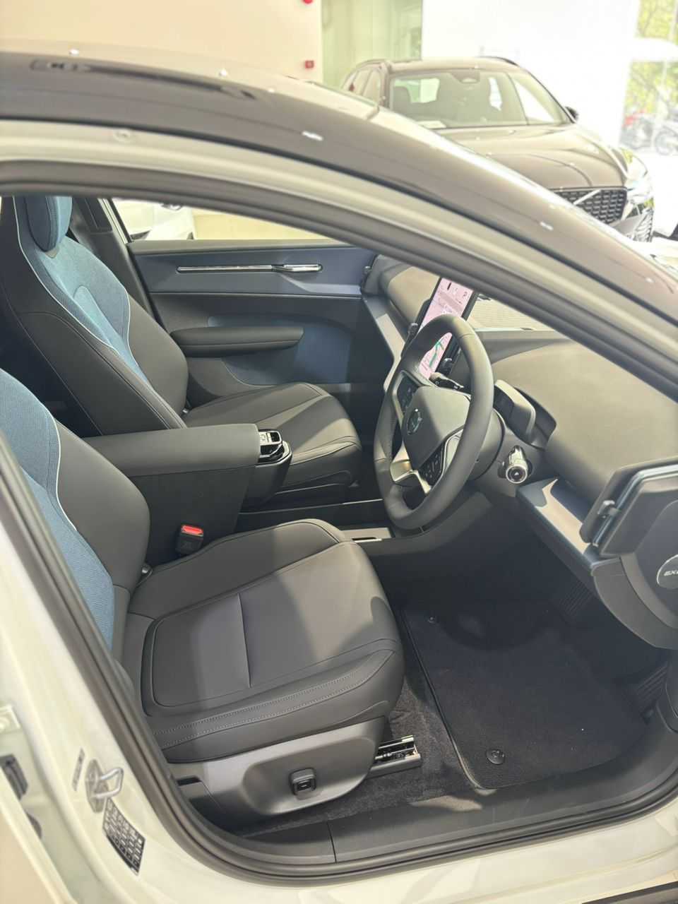 Volvo  EX30 Ultra, Twin Motor Performance, Electric