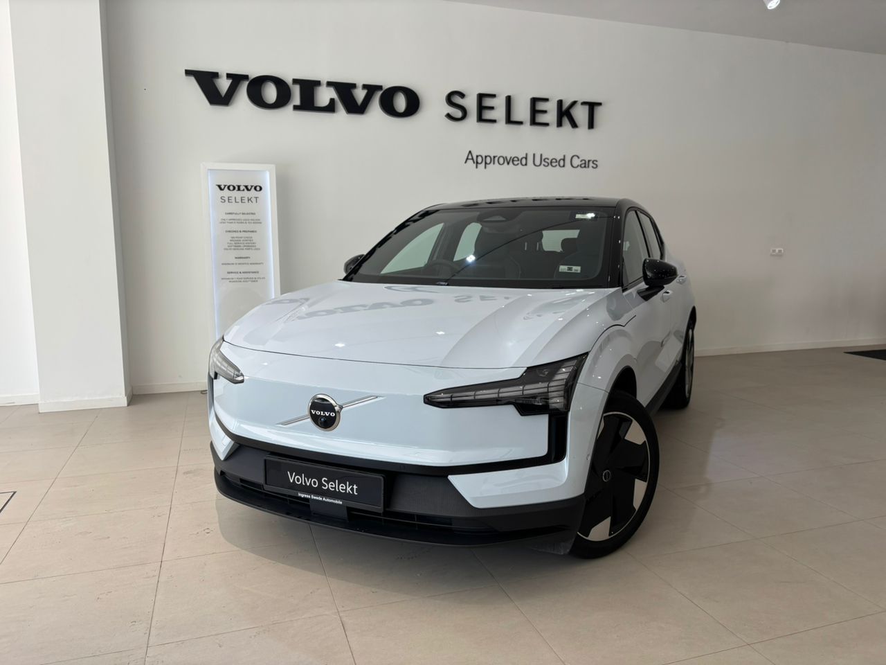 Volvo  EX30 Ultra, Twin Motor Performance, Electric