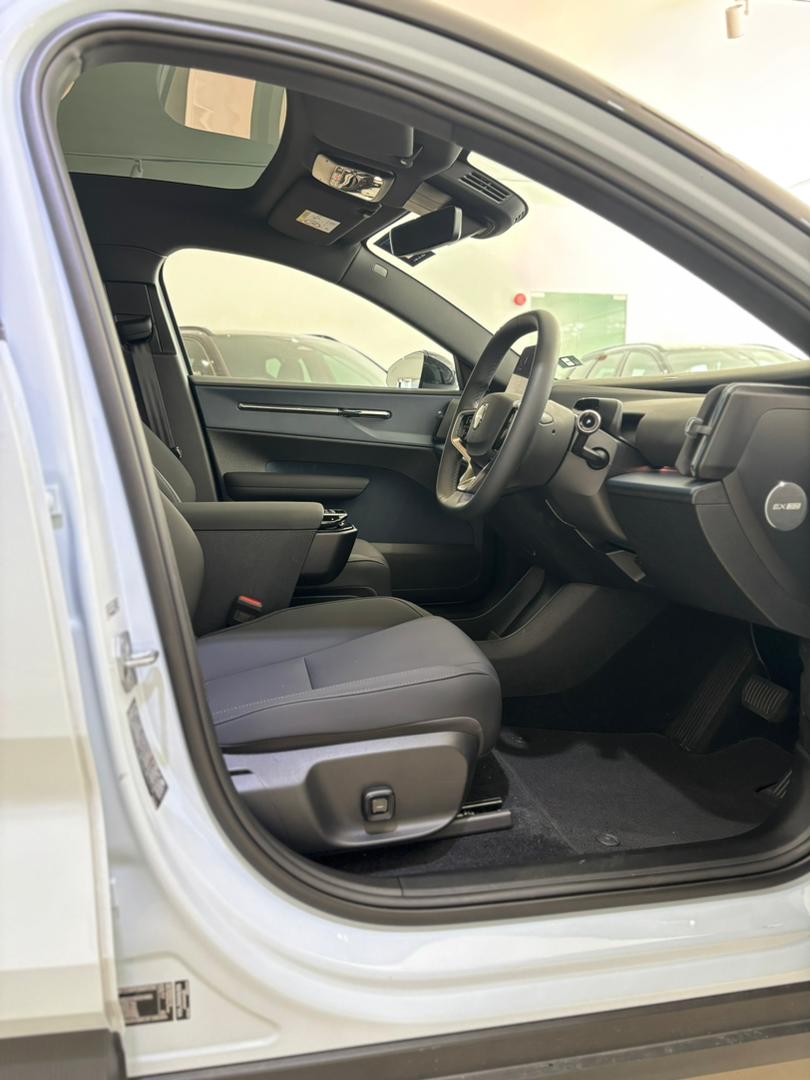 Volvo  EX30 Ultra, Twin Motor Performance, Electric