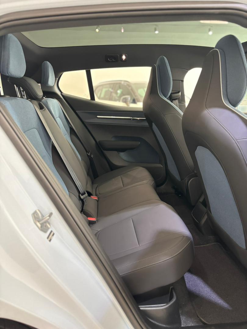 Volvo  EX30 Ultra, Twin Motor Performance, Electric