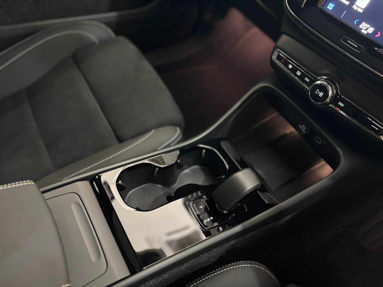 Volvo Ultra, Twin Motor, Electric