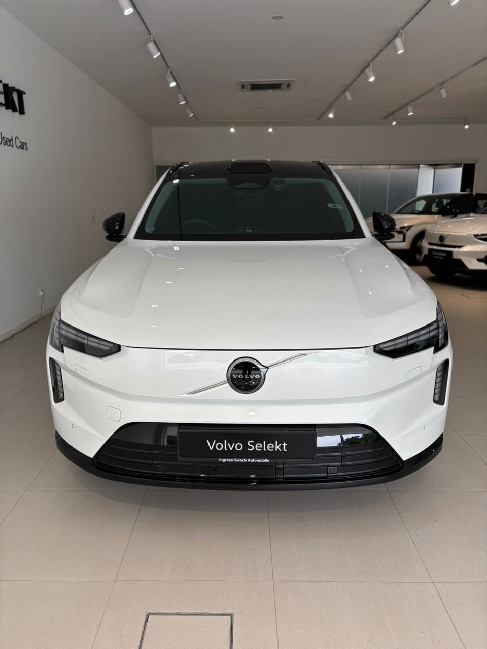 Volvo Ultra, Twin Motor Performance, Electric, 7 Seats