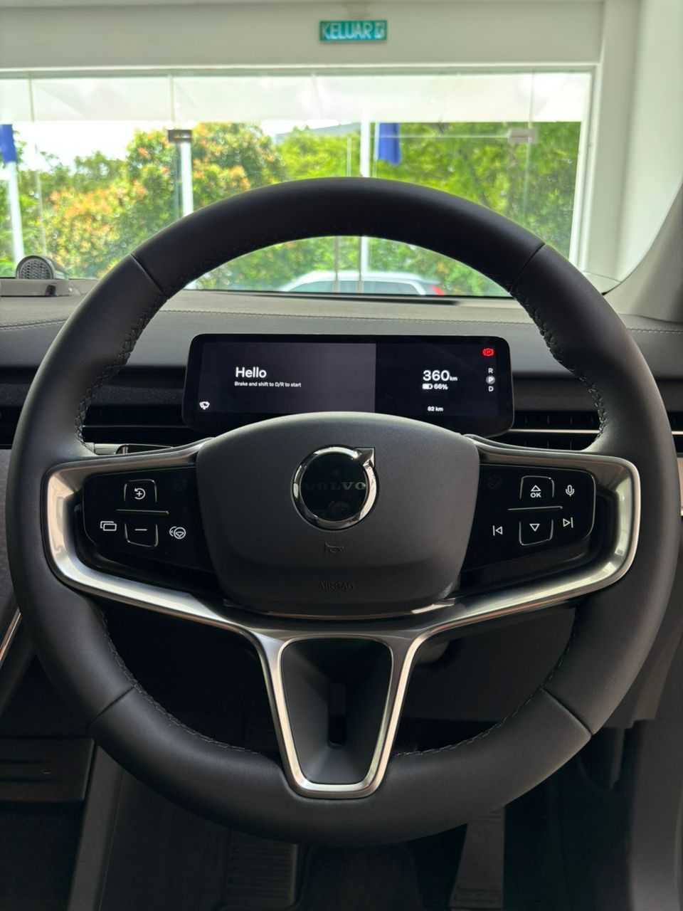 Volvo Ultra, Twin Motor Performance, Electric, 7 Seats