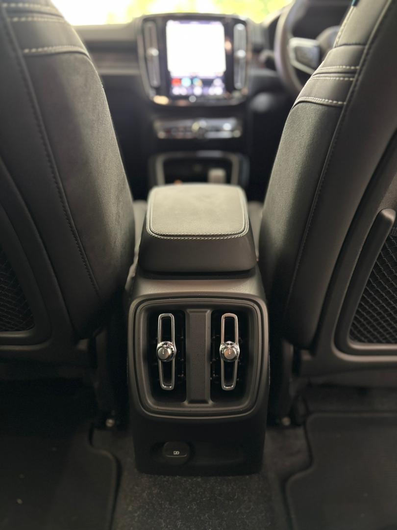 Volvo  XC40 Recharge Ultimate, Pure Electric, Electric