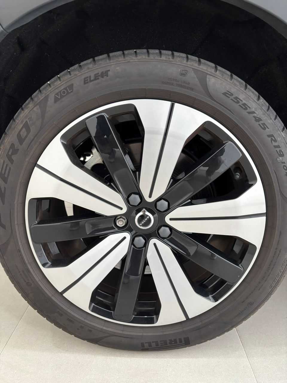 Volvo  XC40 Recharge Ultimate, Pure Electric, Electric