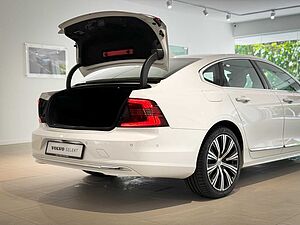 Volvo  S90 Recharge Ultimate, T8 , Electric/Petrol, Bright