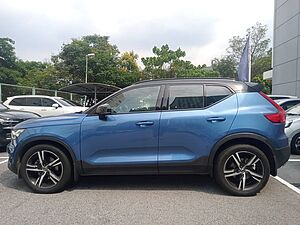 Volvo  XC40 T5 R-Design