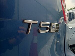 Volvo  XC40 T5 R-Design
