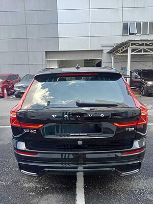 Volvo  XC60 Ultra, T8 AWD Plug-in hybrid, Electric/Petrol, Dark