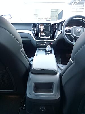 Volvo  XC60 Ultra, T8 AWD Plug-in hybrid, Electric/Petrol, Dark