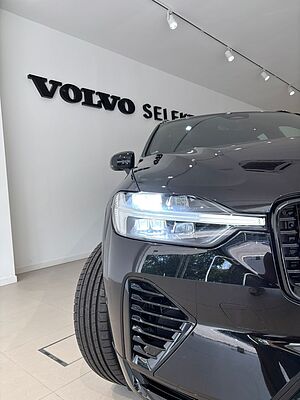 Volvo  Ultra, T8 AWD Plug-in hybrid, Electric/Petrol, Dark