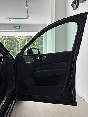 Volvo  Ultra, T8 AWD Plug-in hybrid, Electric/Petrol, Dark