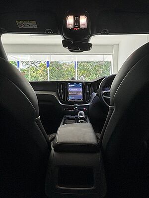 Volvo  Ultra, T8 AWD Plug-in hybrid, Electric/Petrol, Dark