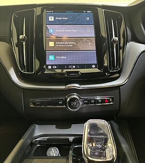 Volvo  Ultra, T8 AWD Plug-in hybrid, Electric/Petrol, Dark