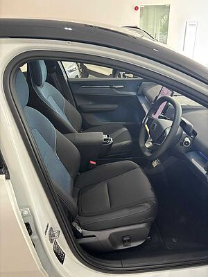 Volvo  EX30 Ultra, Twin Motor Performance, Electric