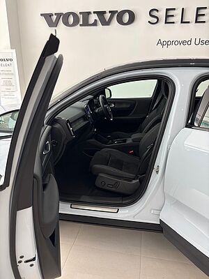 Volvo  EC40 Ultra, Twin Motor, Electric