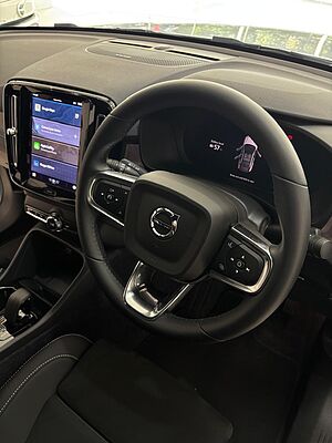 Volvo  EC40 Ultra, Twin Motor, Electric