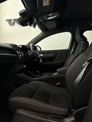 Volvo  EC40 Ultra, Twin Motor, Electric