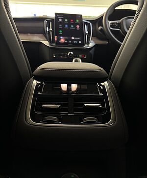 Volvo XC90 Ultra, T8 AWD Plug-in hybrid, Electric/Petrol, Bright, 7 Seats